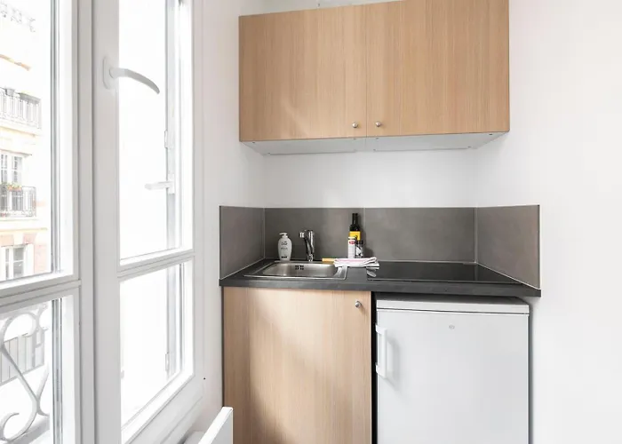 Guestready - Cozy Parisian Escape For 2 アパート *