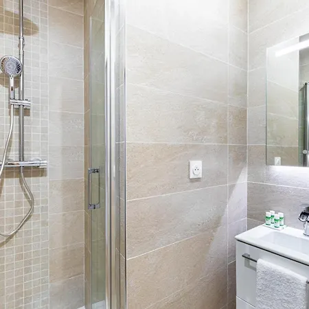 Appartamento Guestready - Cozy Parisian Escape For 2 *